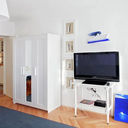 Διαμέρισμα Delightfully Decorated With A Sea View 5 Minutes To The *
