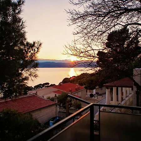 Delightfully Decorated With A Sea View 5 Minutes To The *