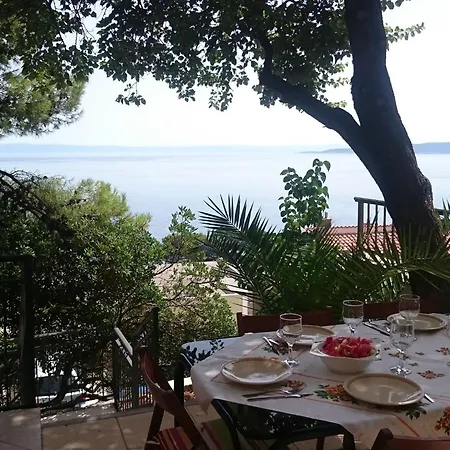 Apartment Delightfully Decorated With A Sea View 5 Minutes To The
